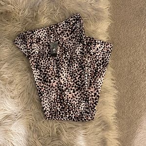 🆕 Listing - Lord & Taylor Leopard Khaki Pants